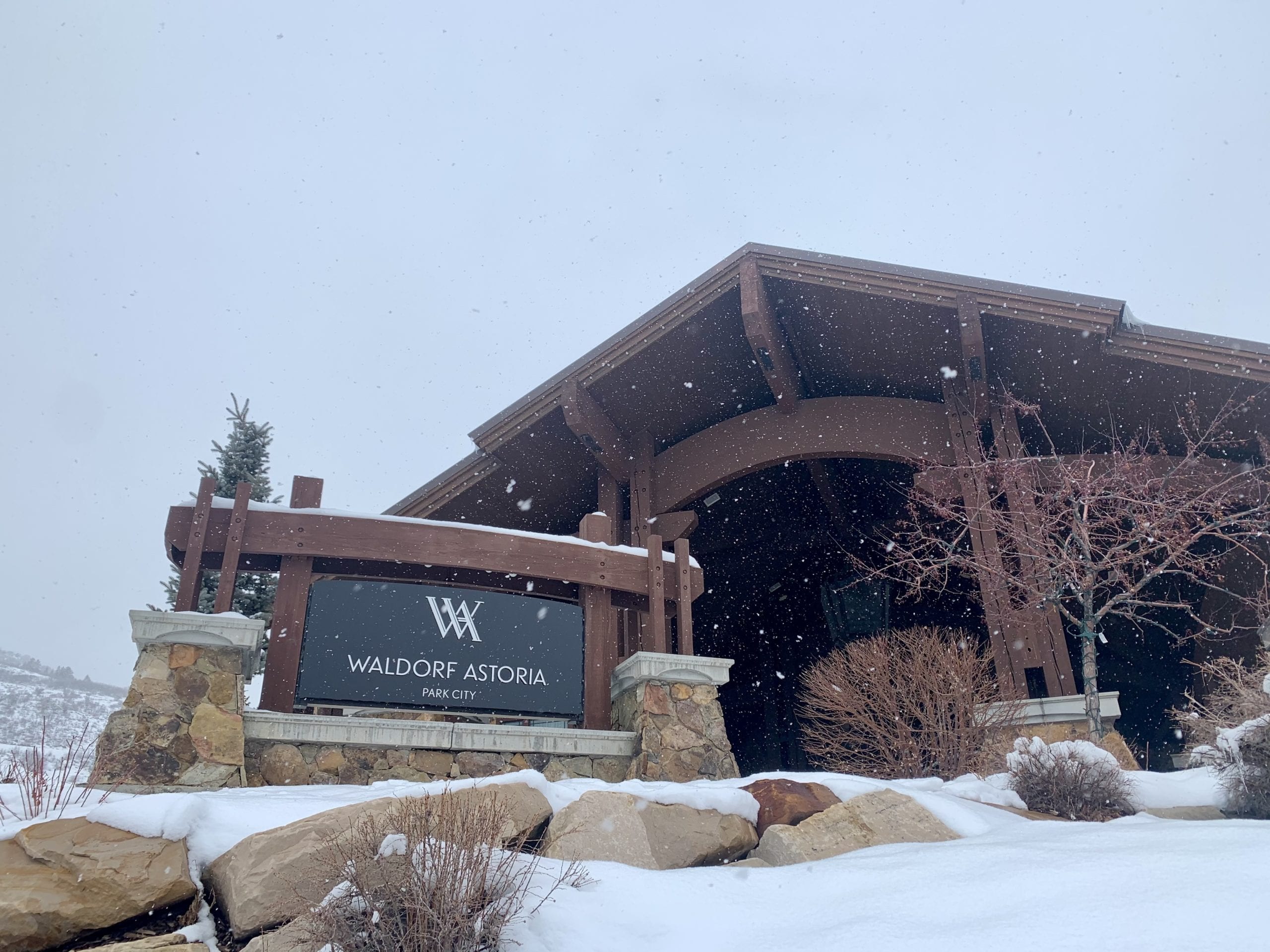 A high-speed car chase through Park City Sunday began with fraudulent credit card charges at the Waldorf Astoria.