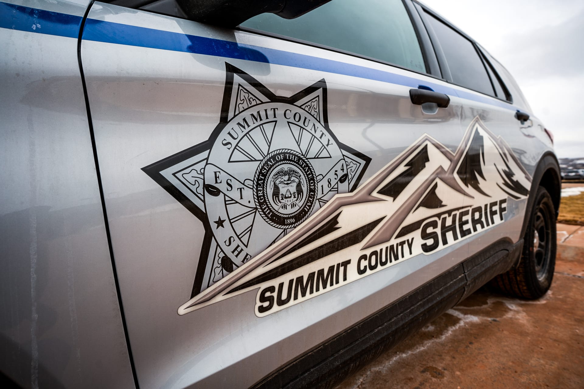 A Summit County Sheriff car.