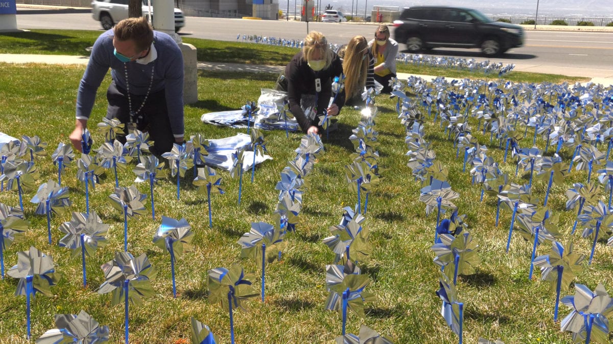 April is Child Abuse Prevention Month. Primary Children’s caregivers have planted 1,809 blue and silver pinwheels on the hospital’s lawn as part of the “Pinwheels for Child Abuse Prevention” project. Each pinwheel represents one for each child who died nationwide as a result of child abuse in 2019.