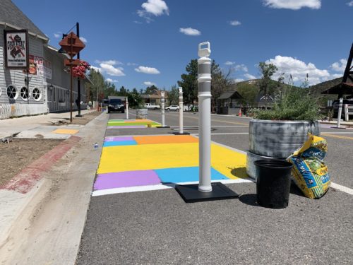 A colorful example of curb extension on Gold Dust Lane, Photo: Fletcher Keyes