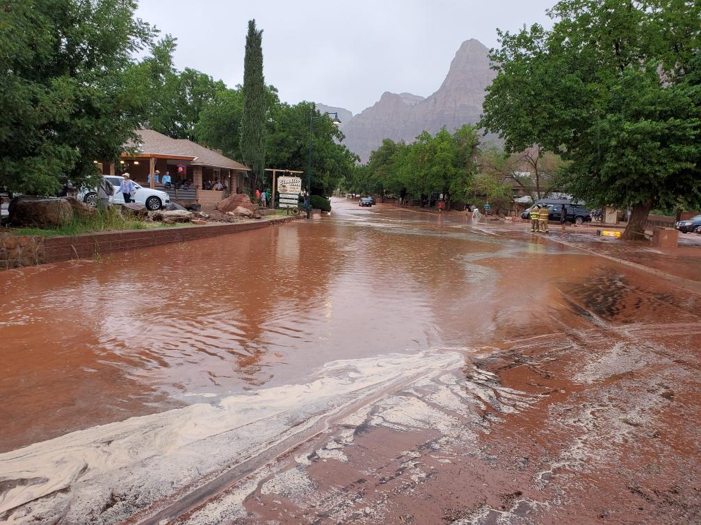 Flash flooding closes Zion National Park canyons TownLift, Park City News