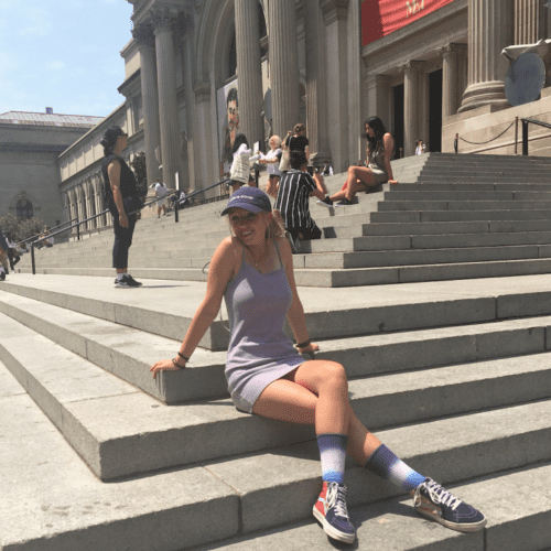 Molly-Mae Sims on the steps of The Metropolitan Museum of Art(The MET).