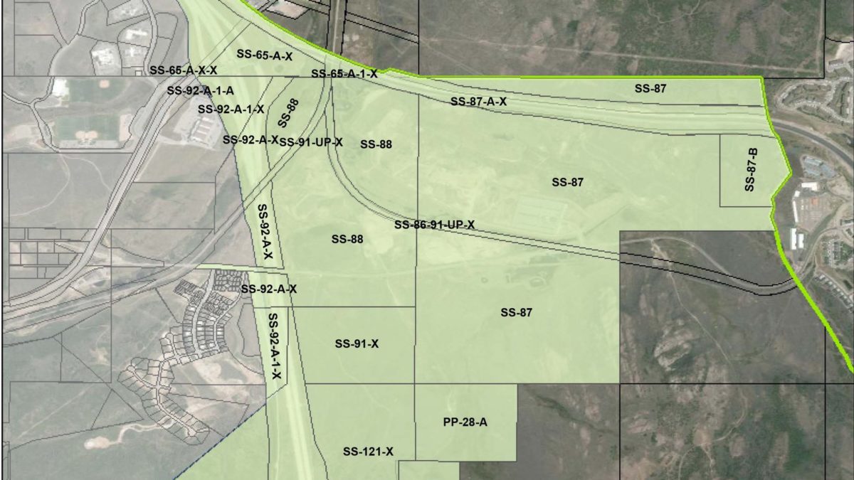 Parcels to be annexed are highlighted in green.