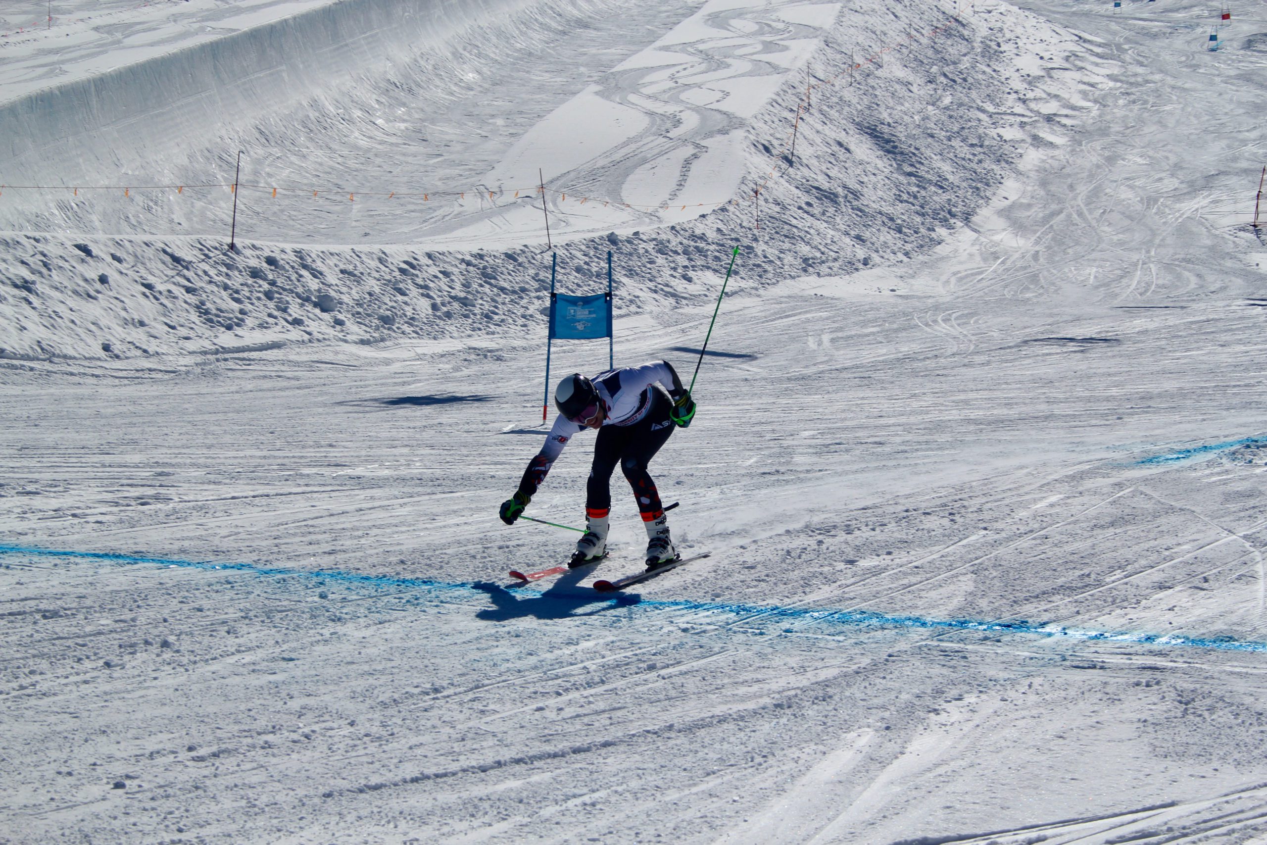 After the first day of the NCAA Skiing Championships, the University of Utah Ski Team currently sits in first place with a total score of 286.5 points, 24.5 points ahead of second place Colorado.