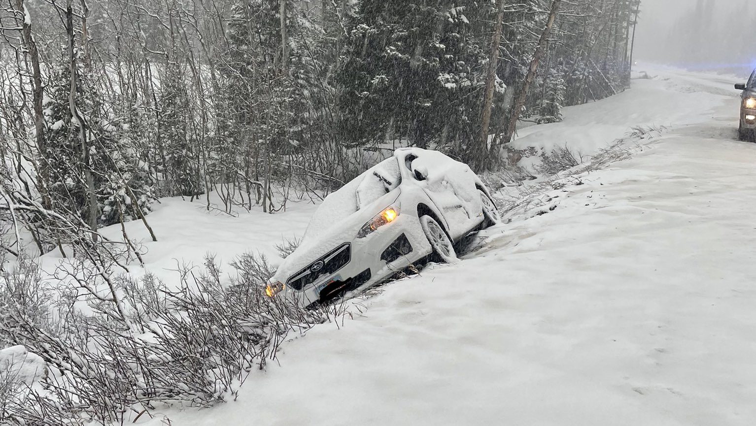 Snow hit the Cottonwoods Tuesday afternoon, creating some issues.