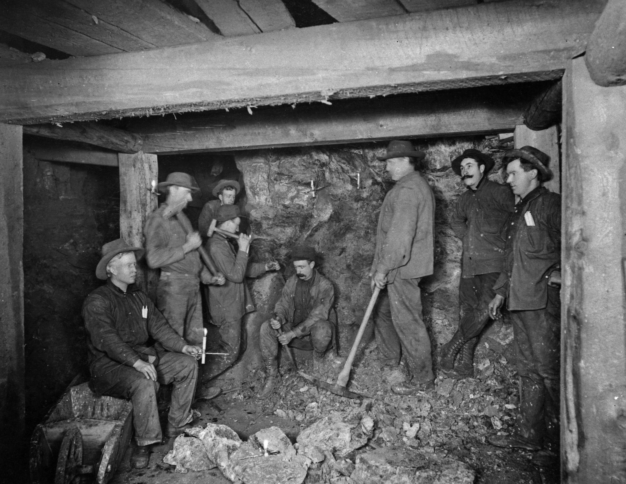 Miners in a stope, ca.1900s.