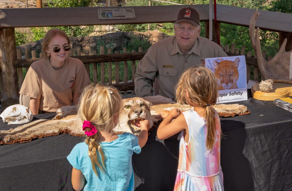 Scott Root,DWR, talks to kids about Mountain Lion Safety