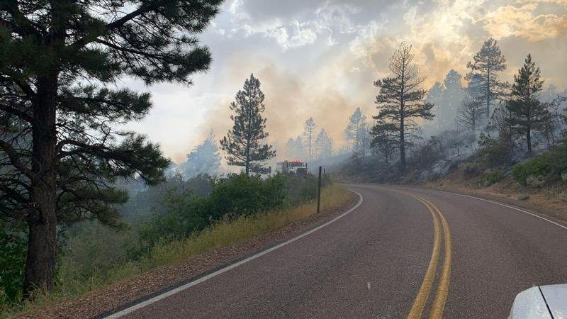 Following a fresh wildfire that broke out in Zion National Park on Wednesday night, authorities in Springdale restricted roadways.