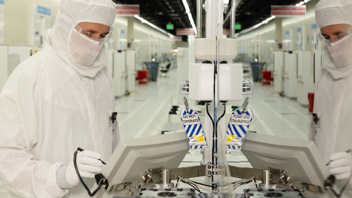 Texas Instruments' Lehi microchip fabrication plant is now in production.