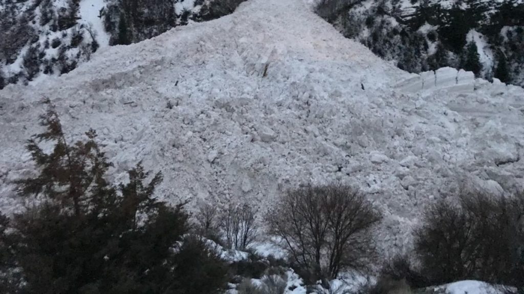 SNAPPED Avalanche near Bridal Veil Falls TownLift, Park City News