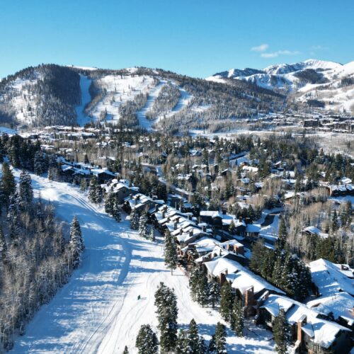 Single day lift tickets at Deer Valley Resort valued at $289 for 23-24 ...