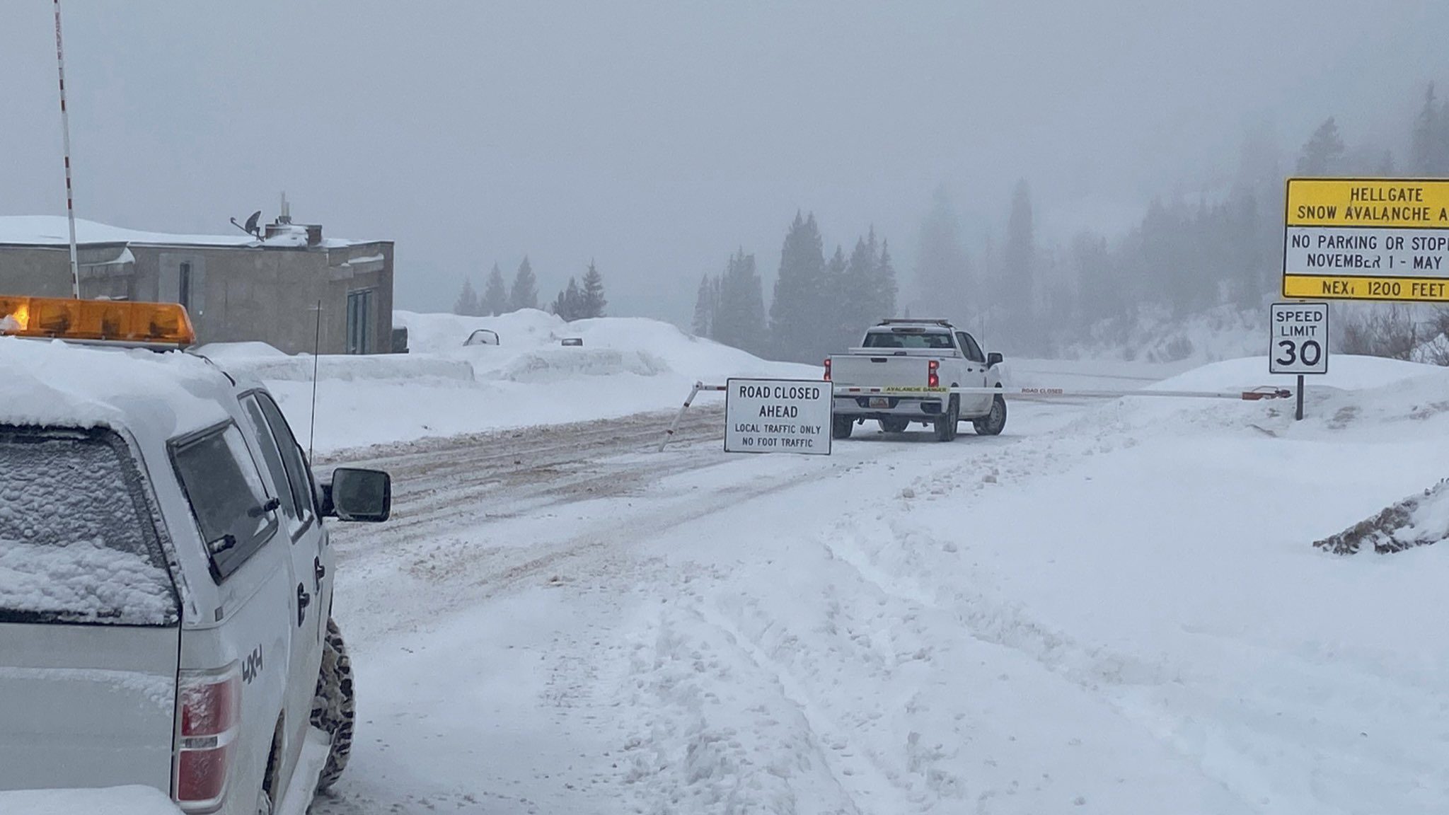 SR 210 in Little Cottonwood Canyon is closed in multple areas to downhill traffic. Uphill traffic is also closed at the mouth of the canyon.