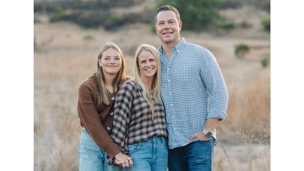 Barr with his wife Caroline and daughter Anna.