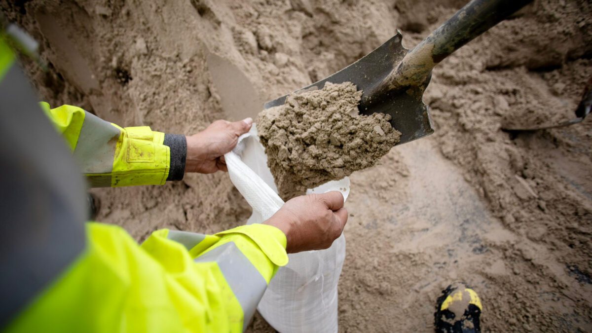 Community comes together to battle flooding in Salt Lake City's Emigration Creek TownLift