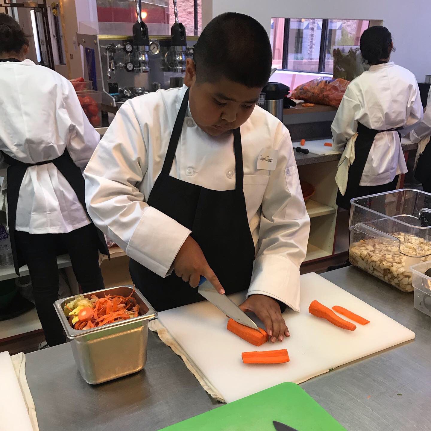 Food Hubs created by Indigehub, providing better access to food on the Navajo Nation.