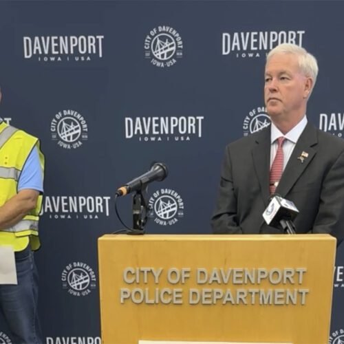 No deaths reported after rescuers rush to save residents from Iowa