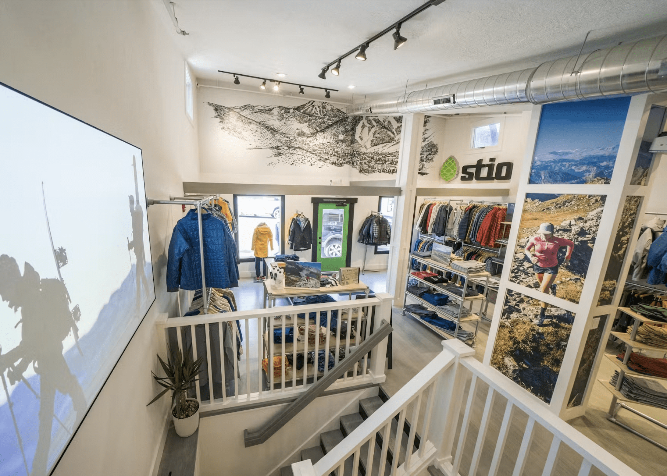 Come see us on Main Street, set in the heart of world-class skiing and vibrant town life. Experience and shop the full collection of Stio apparel as well as a carefully curated selection of gear from partner brands.