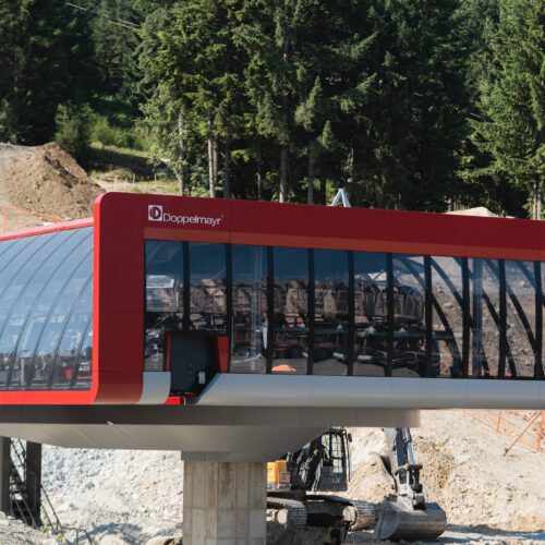 Whistler Blackcomb Fitsimmons Express lift 8-person lift
