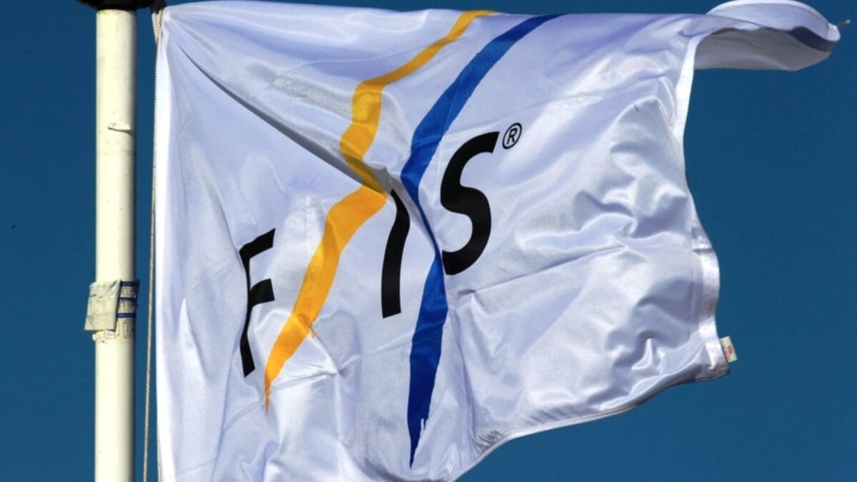 The International Ski and Snowboard Federation (FIS)