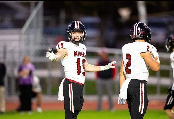 Blake Tabaracci during a PCHS Miners football game.