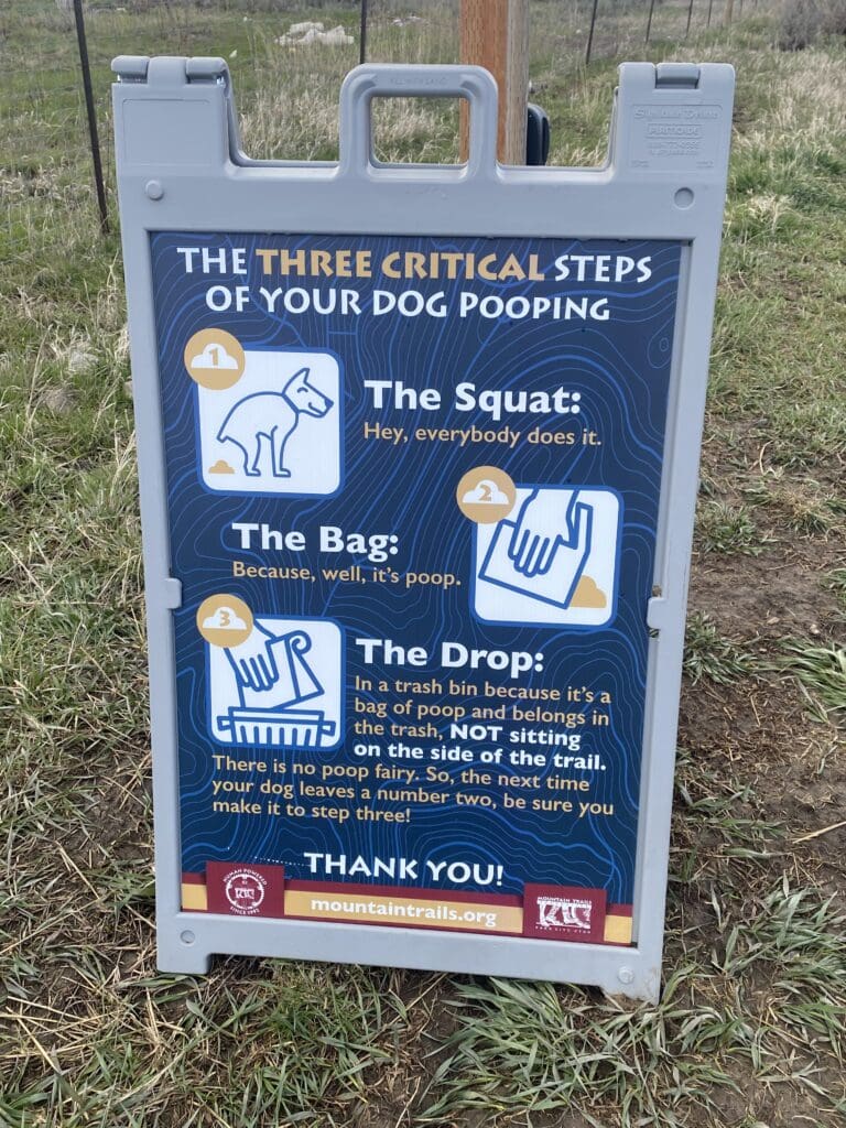 Trail dog signage.