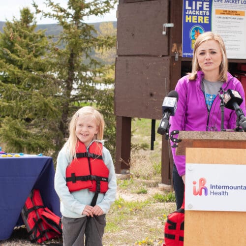 Annalise Bradshaw (left) with Karlee Kump, community health manager at Intermountain Primary Children's Hospital. Photo: TownLift // Randi Sidman-Moore