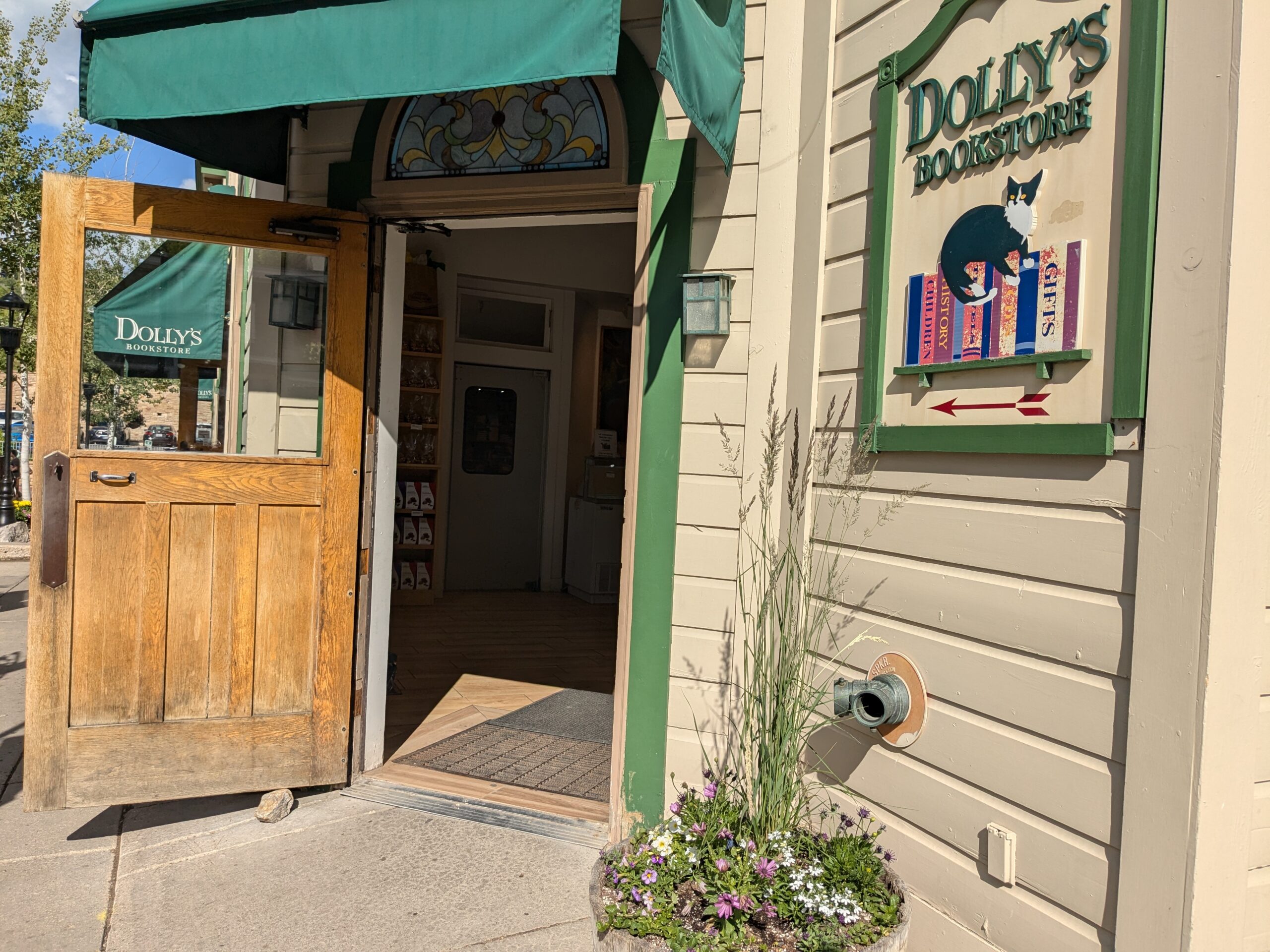 Dolly's Bookstore with the famous sign.