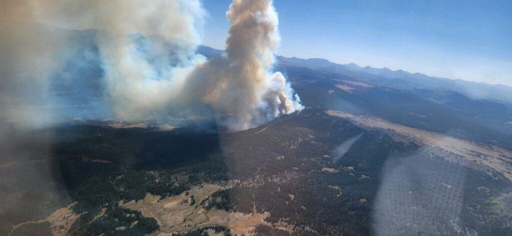 Th Elizbeth Ridge Fire is located north of the North Slope road, west of Lyman, Little Lyman and Fish Lake.