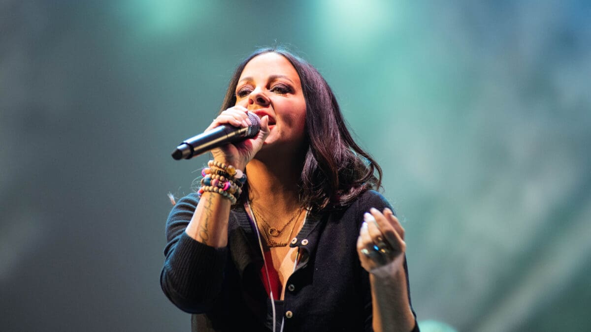 Sara Evans rounds out Park City Institute's Concerts on the Slopes series on Aug. 31.