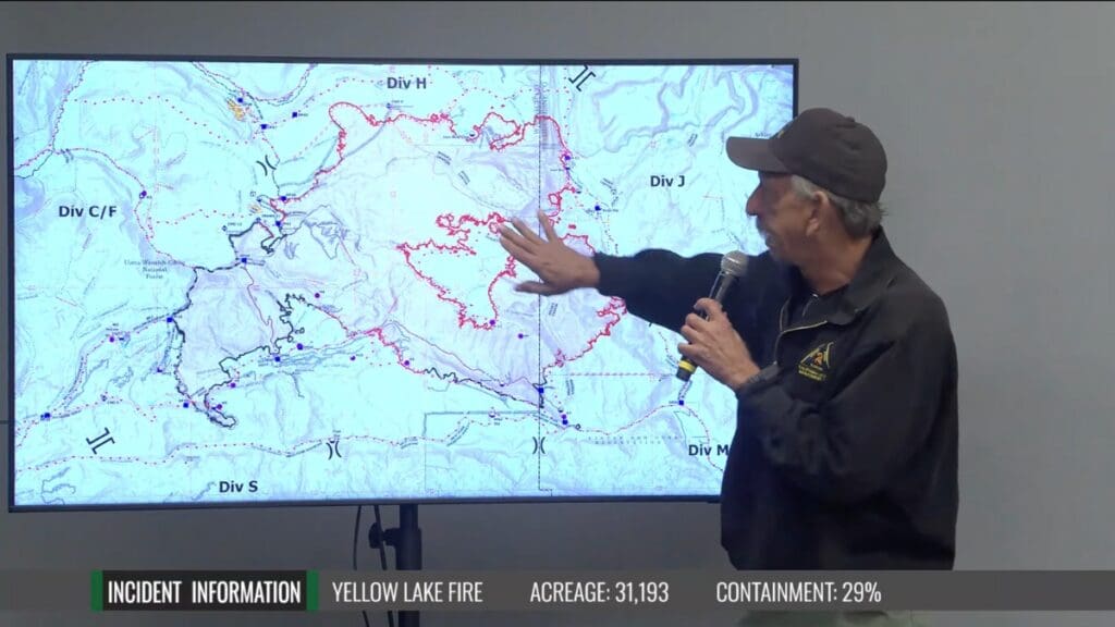 Yellow Lake Fire 29% contained; snowfall expected to aid firefighters ...