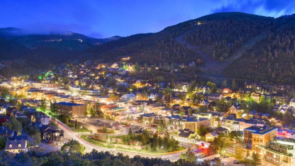 Old Town Park City at night.