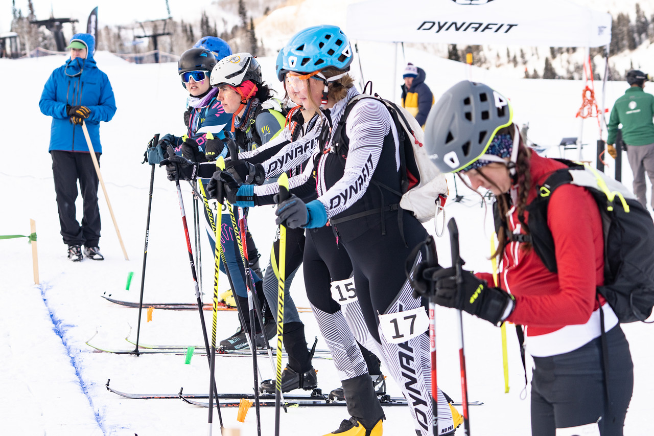 Women's starting line. 