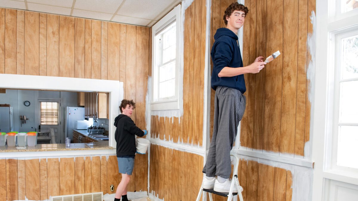 Young Men's Service League volunteering to paint the Senior Center, Park City.