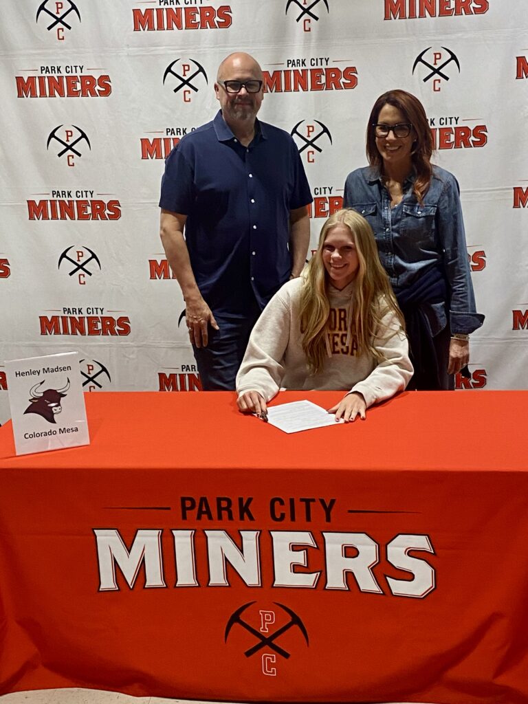 Henley Madsen signs to play volleyball at Colorado Mesa.