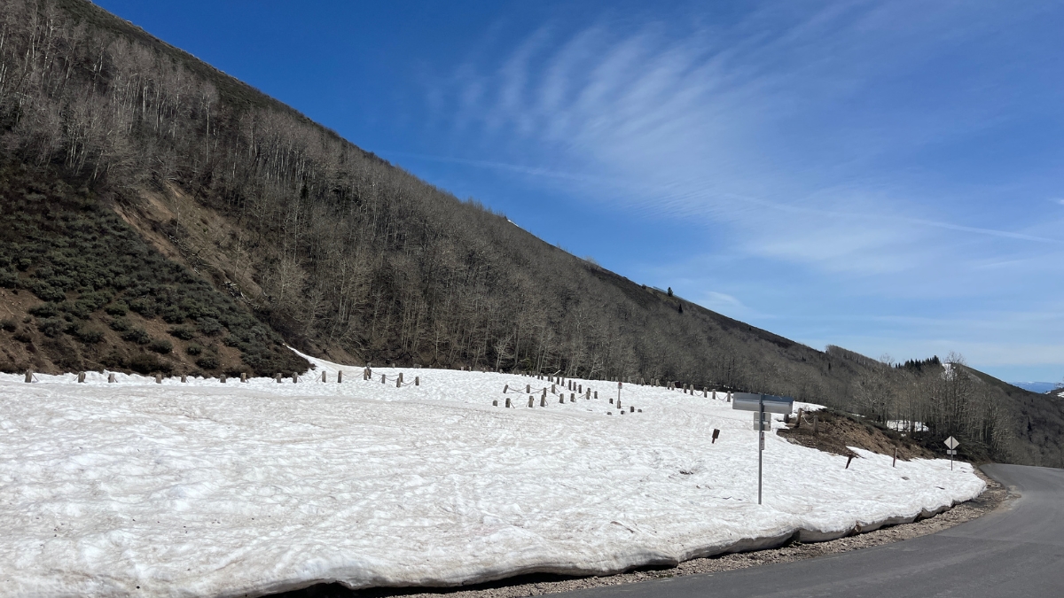 The Bloods Lake trailhead parking lot.