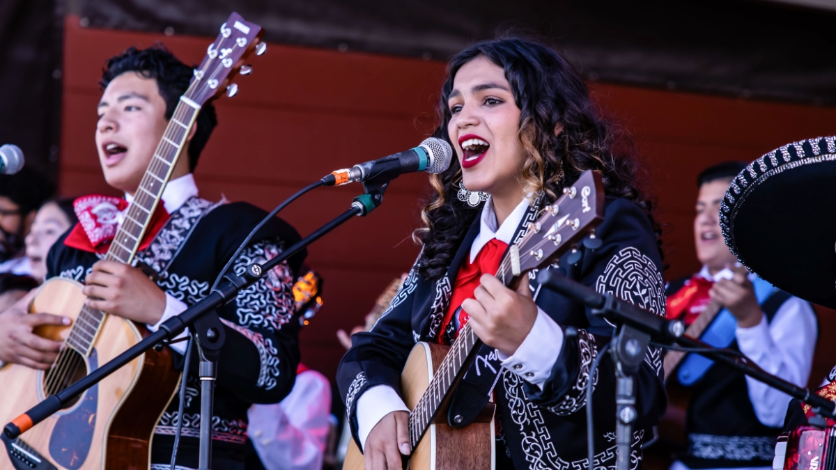 Latino Arts Festival musicians.