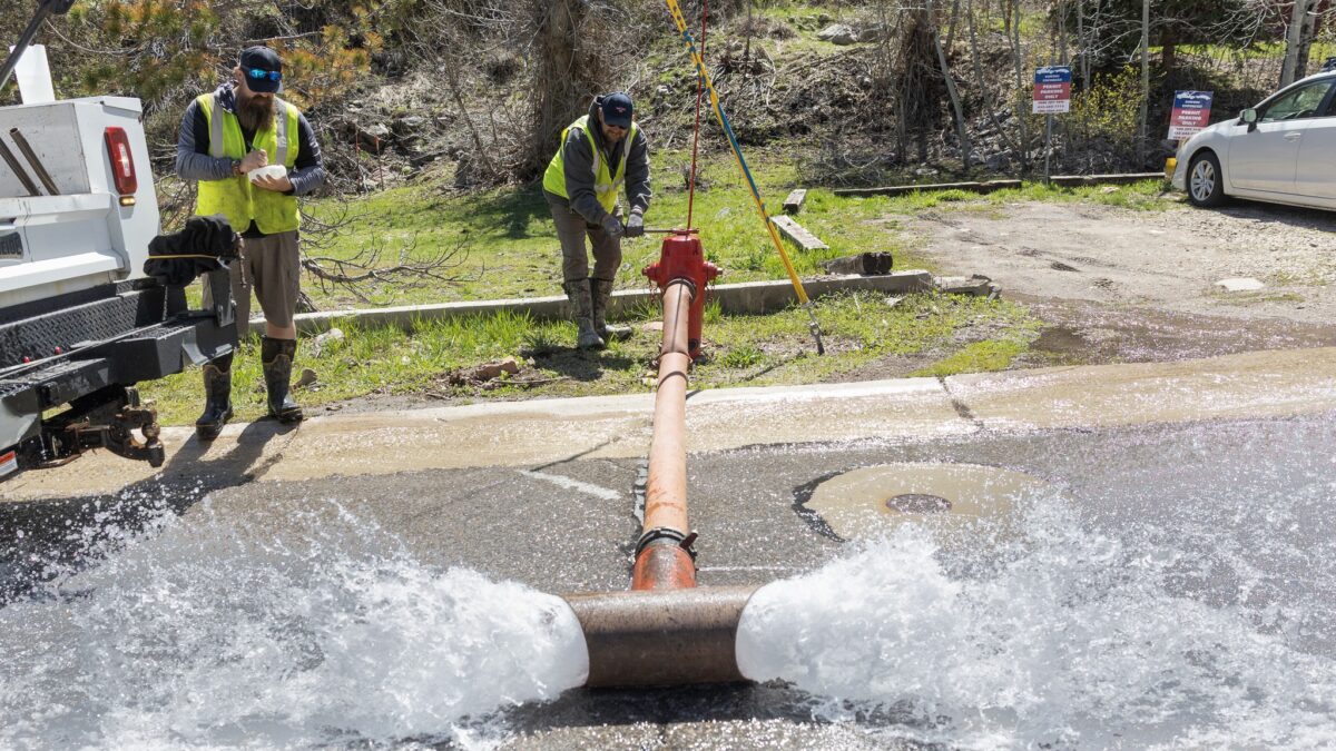 Park City alerts residents to water quality maintenance occurring throughout Old Town until May 23.