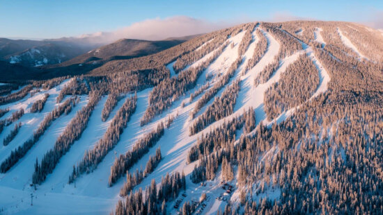 A small ski town in Colorado aims to buy Eldorra Mountain from Powdr.