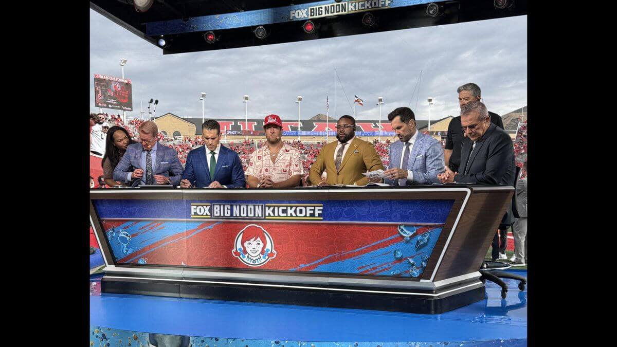 Barstool Sports' Dave Portnoy joins Fox's Big Noon Kickoff desk.