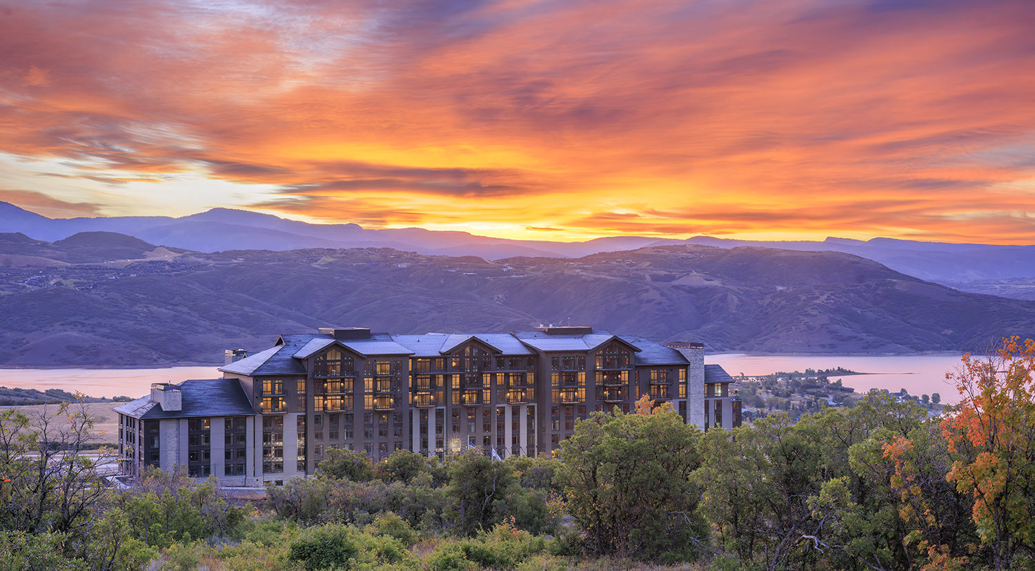 Grand Hyatt Sunrise_Johnny Adolphson Photography