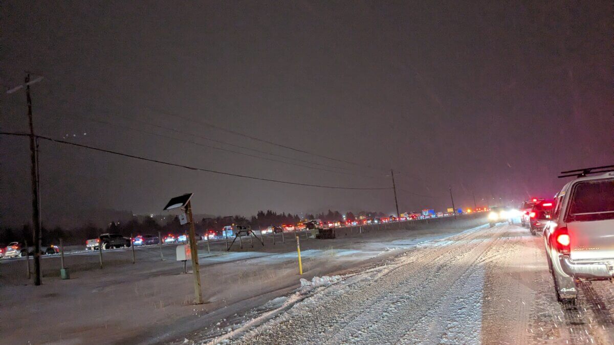Traffic on I-80 during snowstorm //Townlift - K. Kohlwey