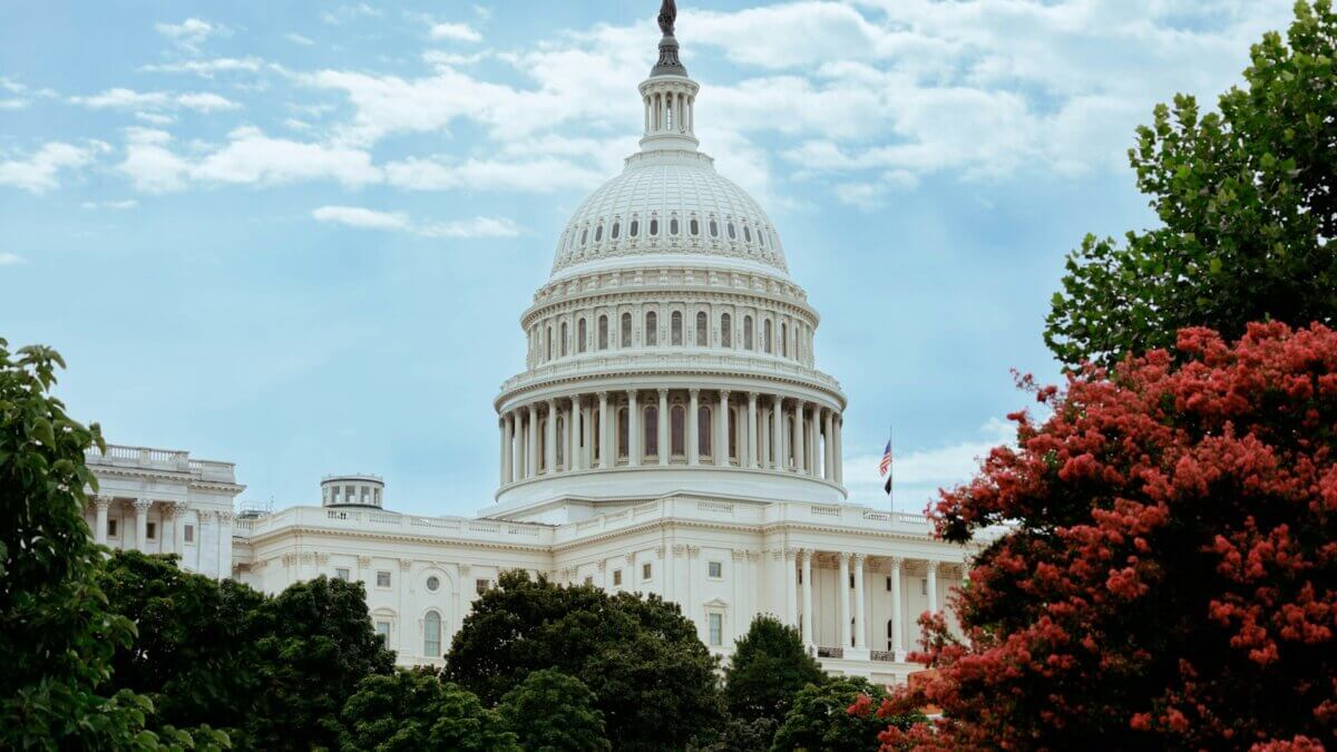 A view of the capitol building from across the street.