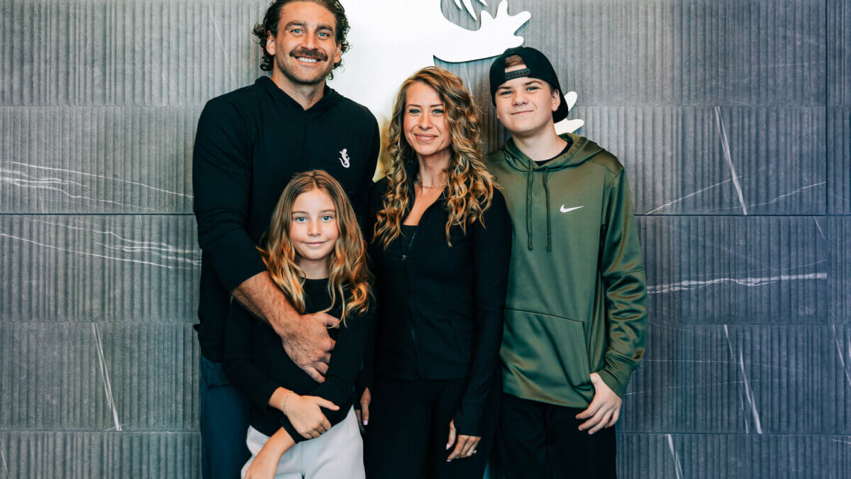 Located in the heart of Newpark Town Center, Upgrade Labs opened its doors with a philosophy rooted in personalization and scientific rigor.