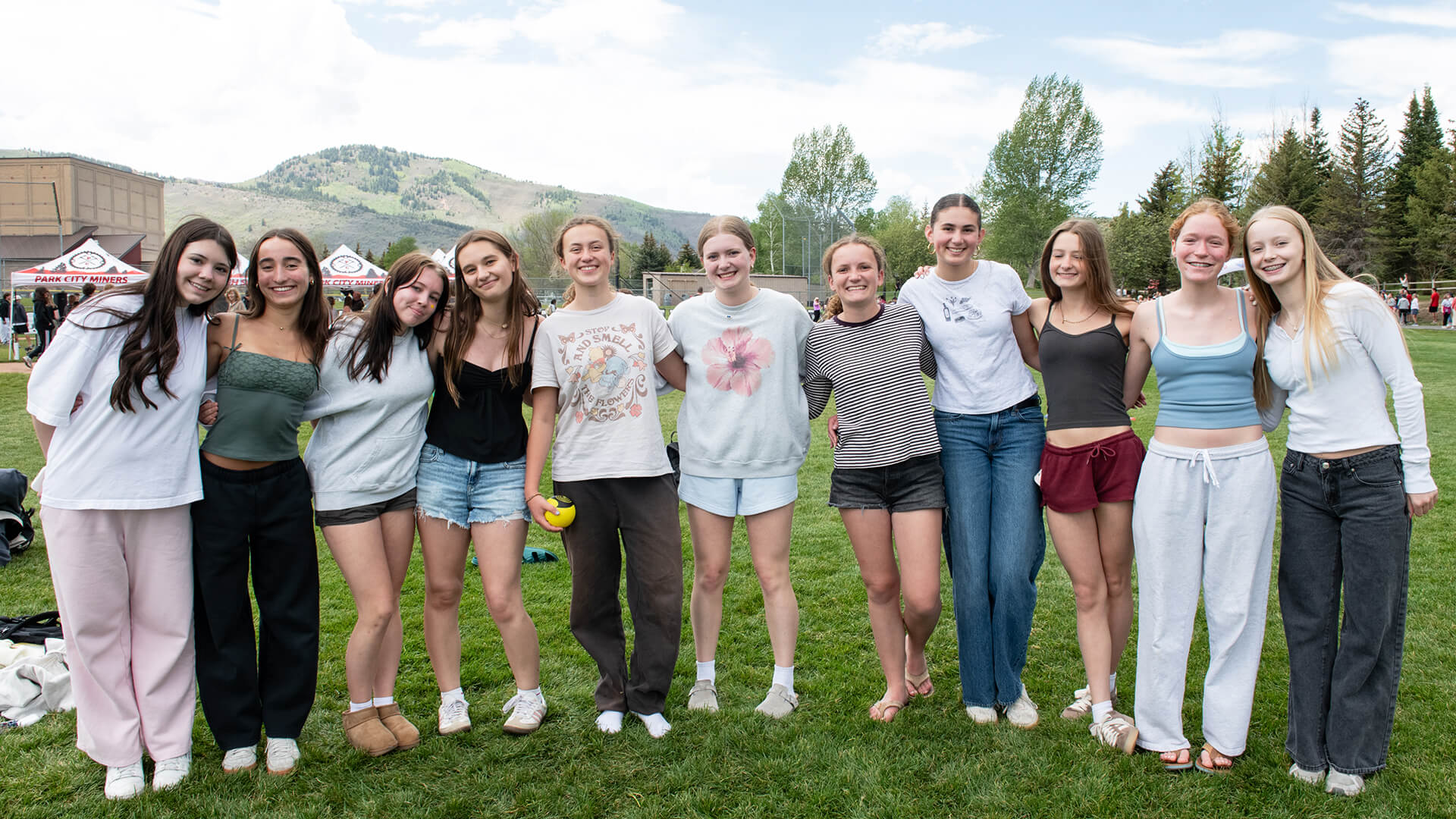 Park City High School honors the five students who died in 2008, and other students and teachers who passed away, with a 5K Memorial Run
