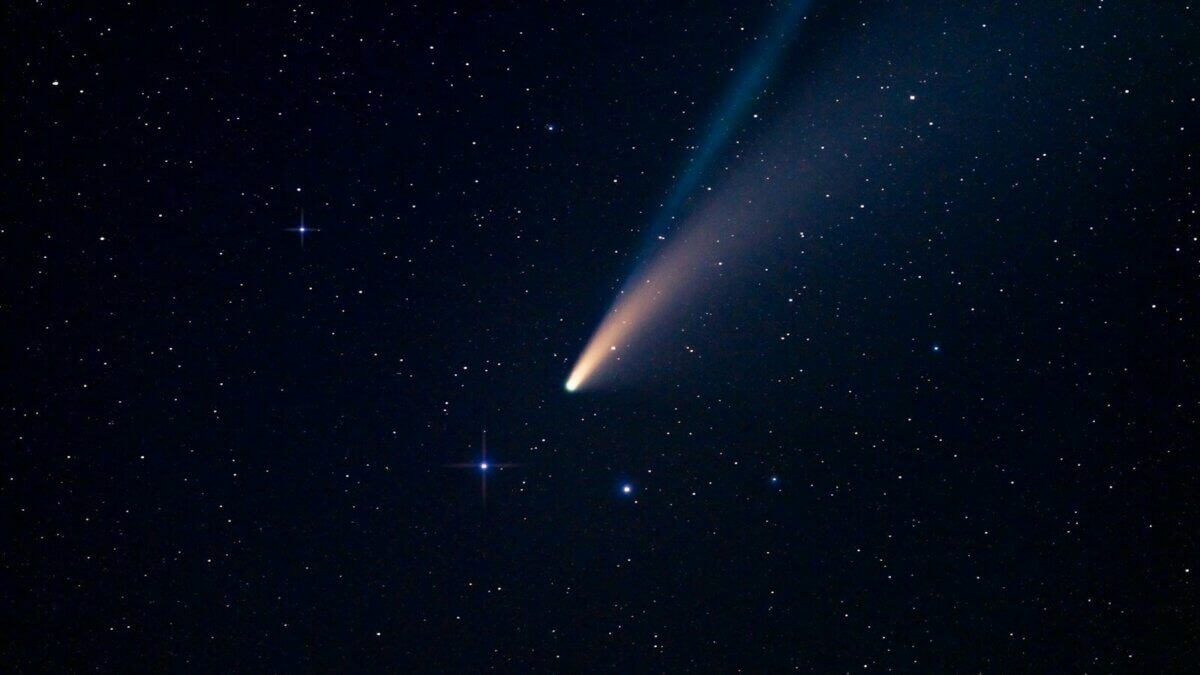 The Perseid meteor shower, bright planets and a deep partial lunar eclipse will give Utah stargazers plenty to watch for in August.