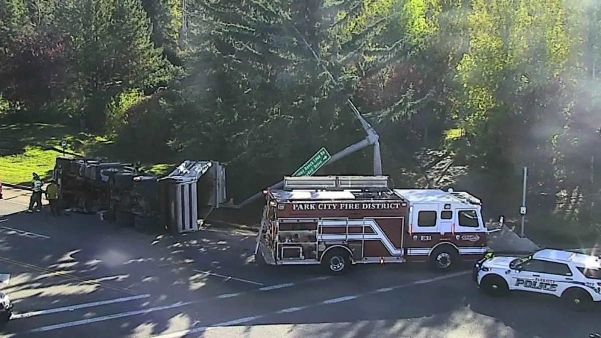 UDOT camera catches flipped dump truck causing lane closures on Oct. 1, 2026.