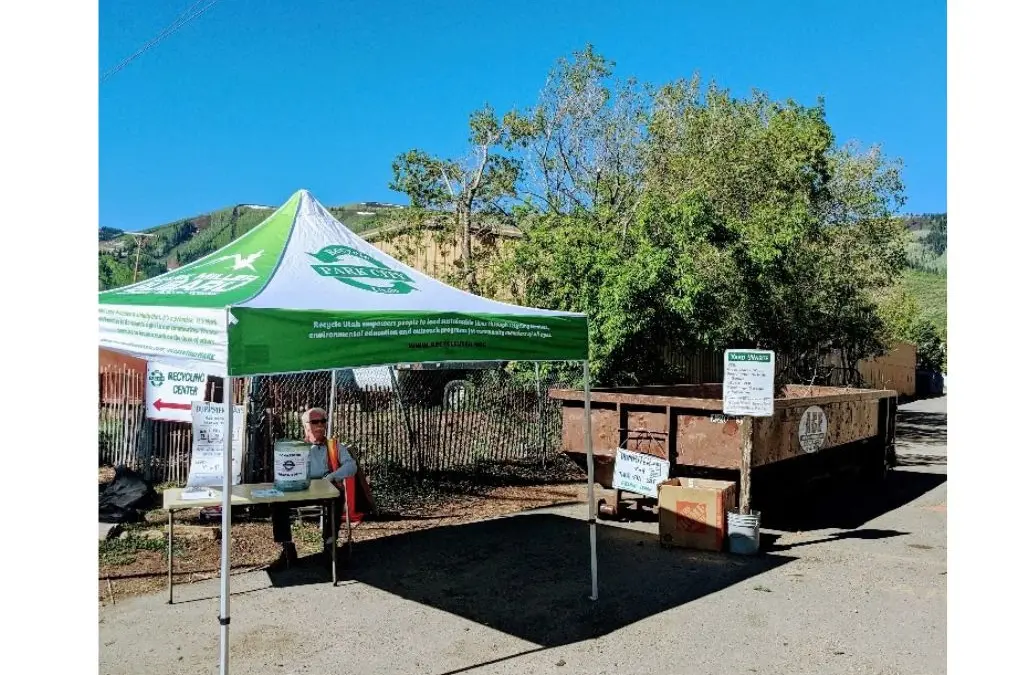 Recycle Utah’s fall Dumpster Days will give Summit County residents an opportunity to dispose of household garbage and yard waste Oct. 8-10 at the Munchkin Lot in Park City.